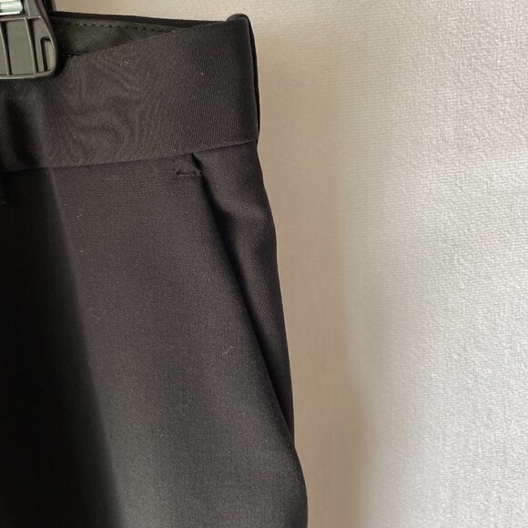 Izod Men's Straight Leg Dress Pants in Black Size 38 Waist 30 Length No Cuff - Picture 4 of 10